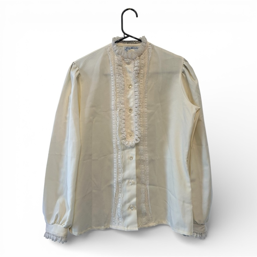 Vintage 70’s Lady Holiday Cream Victorian Vibes Blouse with Lace Trim Size 10